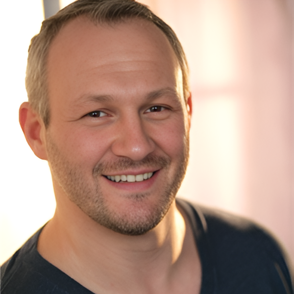 Dr, Roman Roytberg, DDS-Picsart-AiImageEnhancer
