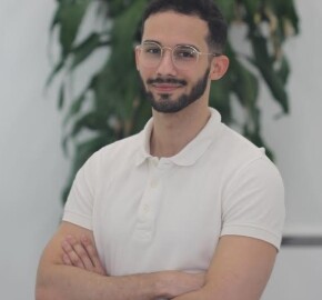 Dr. Antonio Clares, DDS