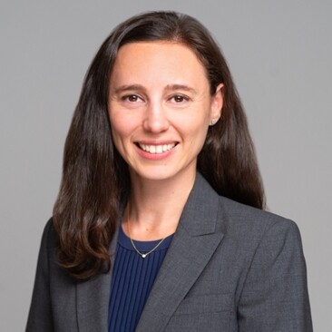 Dr. Lynn Zaremski, MD