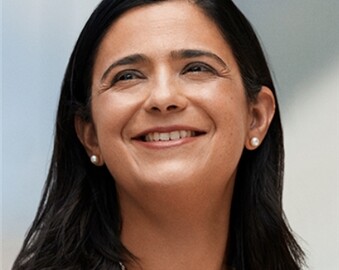 2c0195aa-81c5-40af-a840-a850301556b6zoom