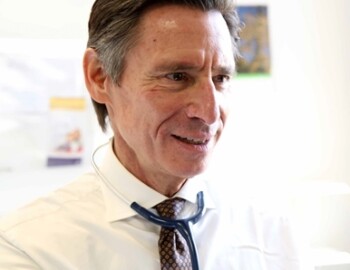 Dr. Gerard Igel, MD1